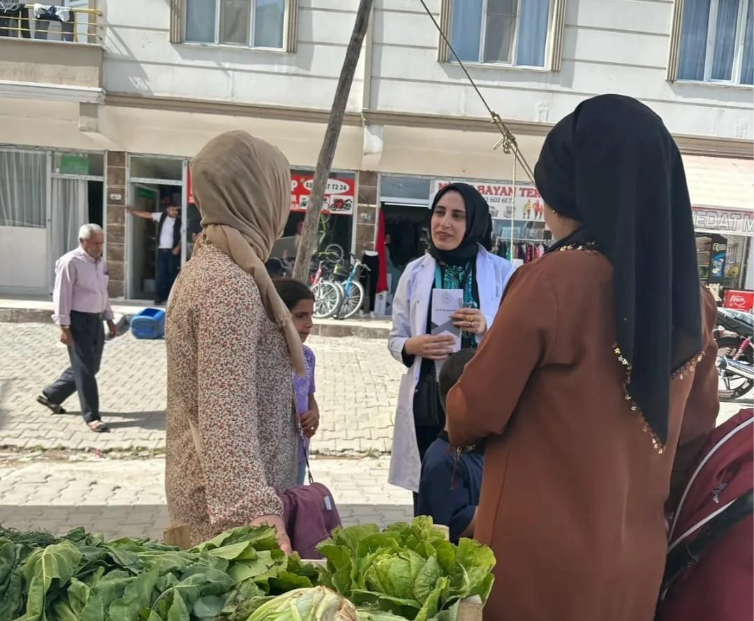 Tuza dikkat etmek için stand kuruldu