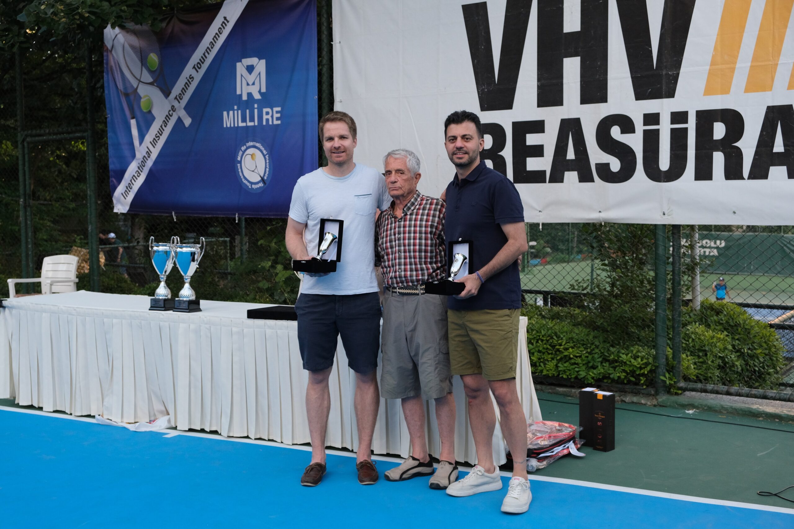 36. Milli Re Uluslararası Sigortacılar Tenis Turnuvası’nın şampiyonları belli oldu