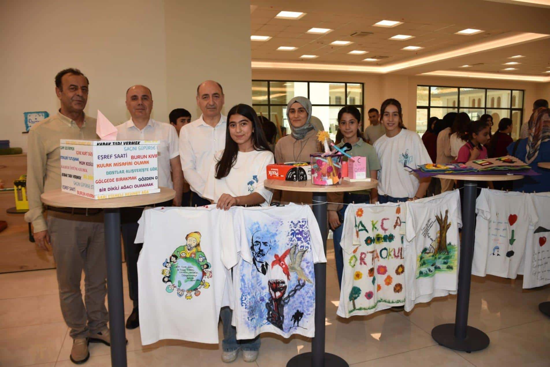 Dilimizin zenginlikleri projesi yıl sonu kapanış sergisi yapıldı