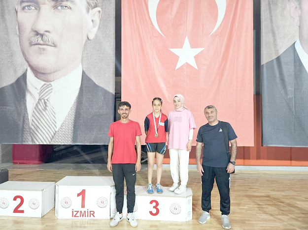 Masa tenisinde Medine, Türkiye derecesi aldı