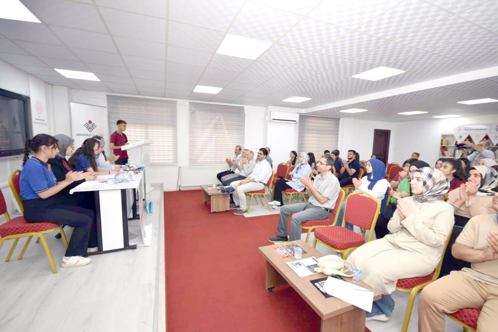 Öğrencilerden Mustafa Kutlu paneli