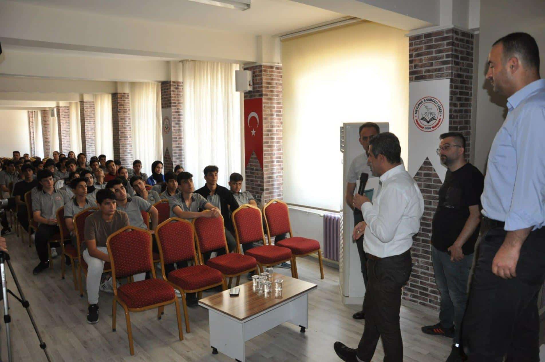 Öğrenciler boğulmalara karşı uyarıldı