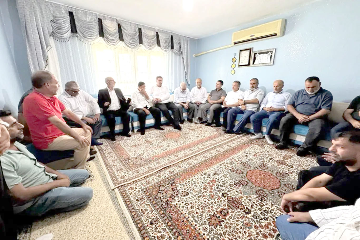 Ramanlı’dan 28 Şubat mağduru ailelere ziyaret