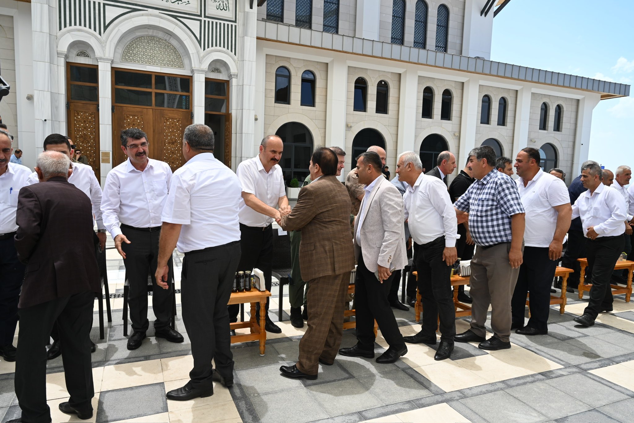 Bayramlaşma töreni düzenlendi