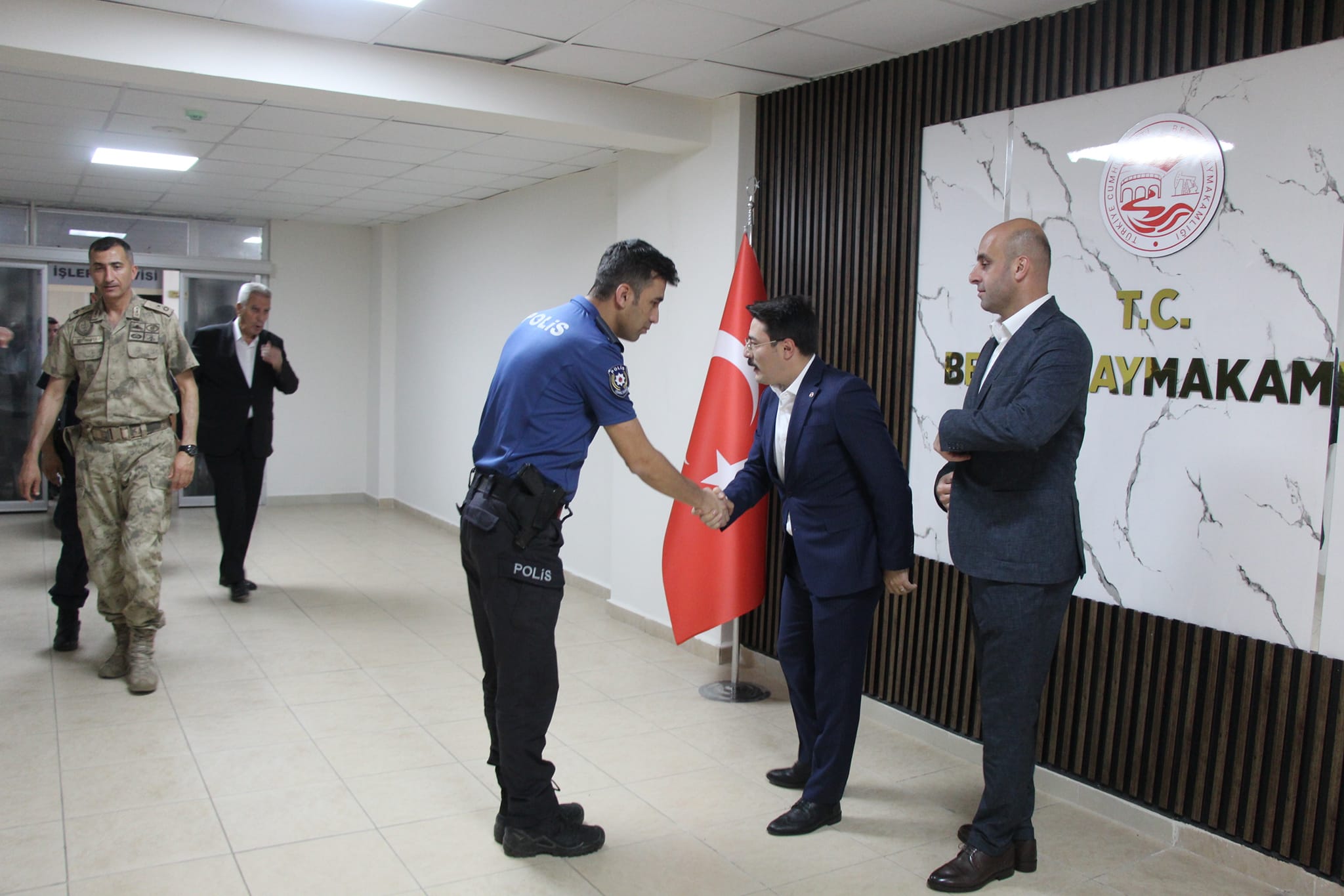 BEŞİRİ’DE BAYRAMLAŞMA PROGRAMI DÜZENLENDİ