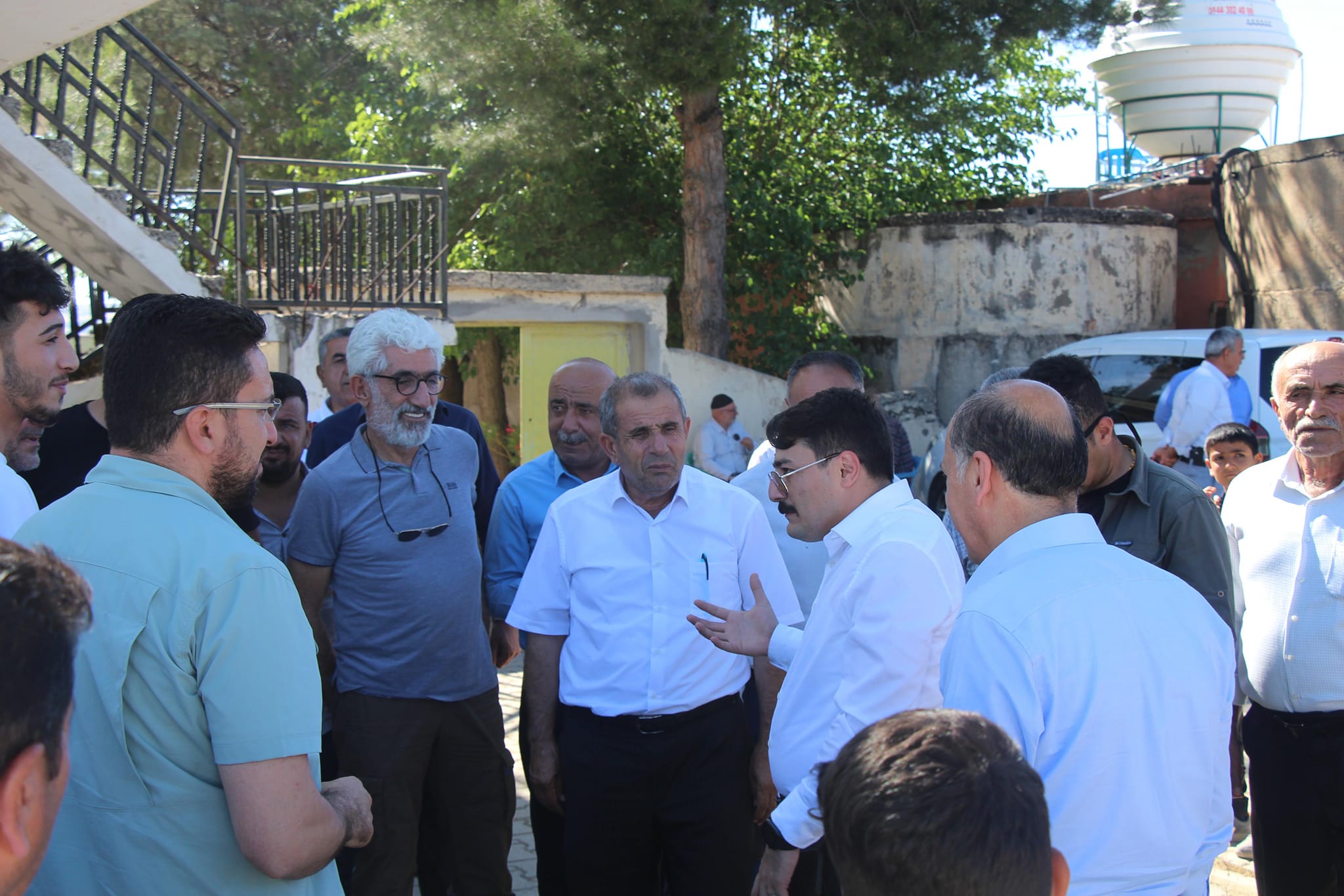 Vatandaşların sorun, ihtiyaç ve taleplerini dinledi