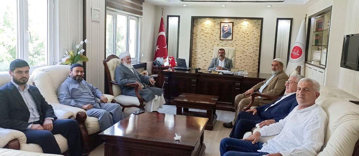 Karalar Köyü muhtarından Müftü Durmuş’a ziyaret