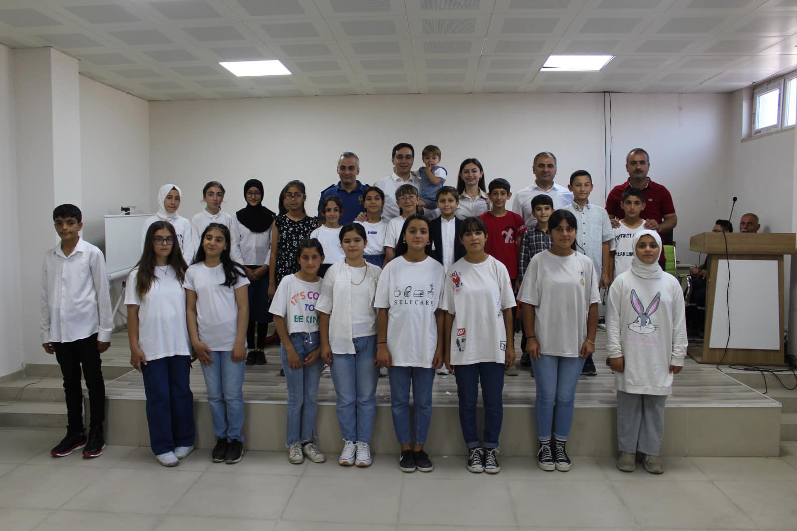 Gercüş Yatılı Bölge Ortaokulunda yıl sonu etkinliği