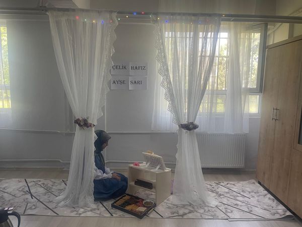 16 saatte günlük hatim yaptılar