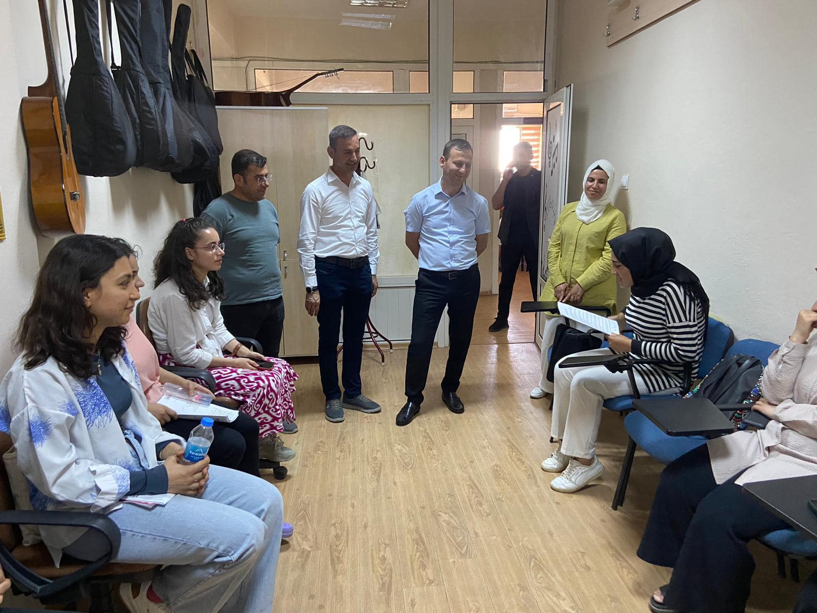 Aile Destek Merkezi’ni ziyaret etti