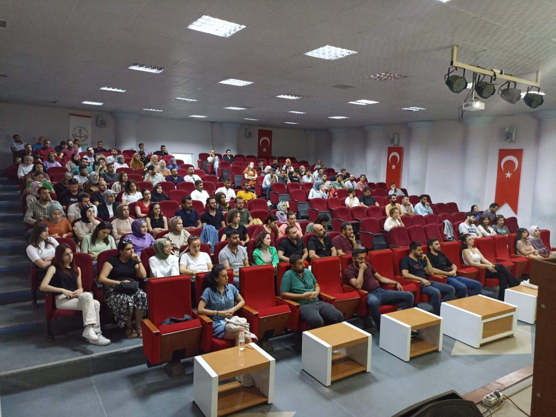 İlkokullarda ölçme değerlendirme yöntemleri bilgilendirme toplantısı