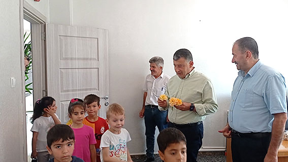 Minikler Başkan Ekmiş’in misafiriydi