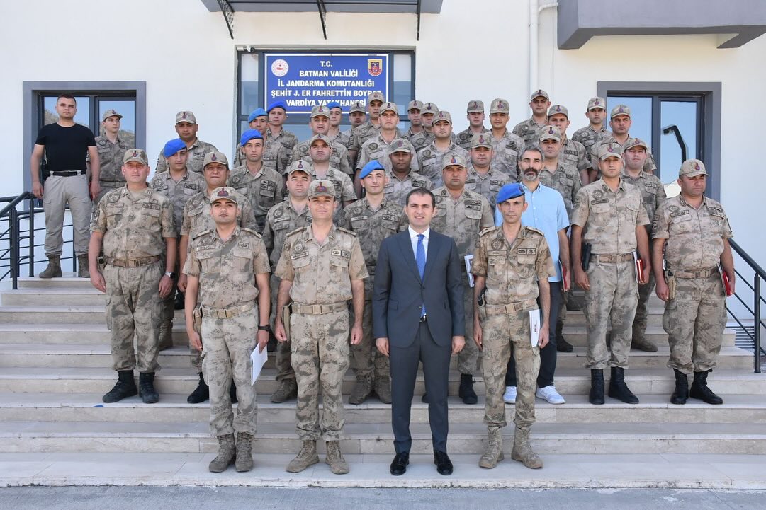 185. KURULUŞ YILDÖNÜMÜ SEBEBİYLE SASON İLÇE JANDARMA KOMUTANLIĞINI ZİYARET ETTİ