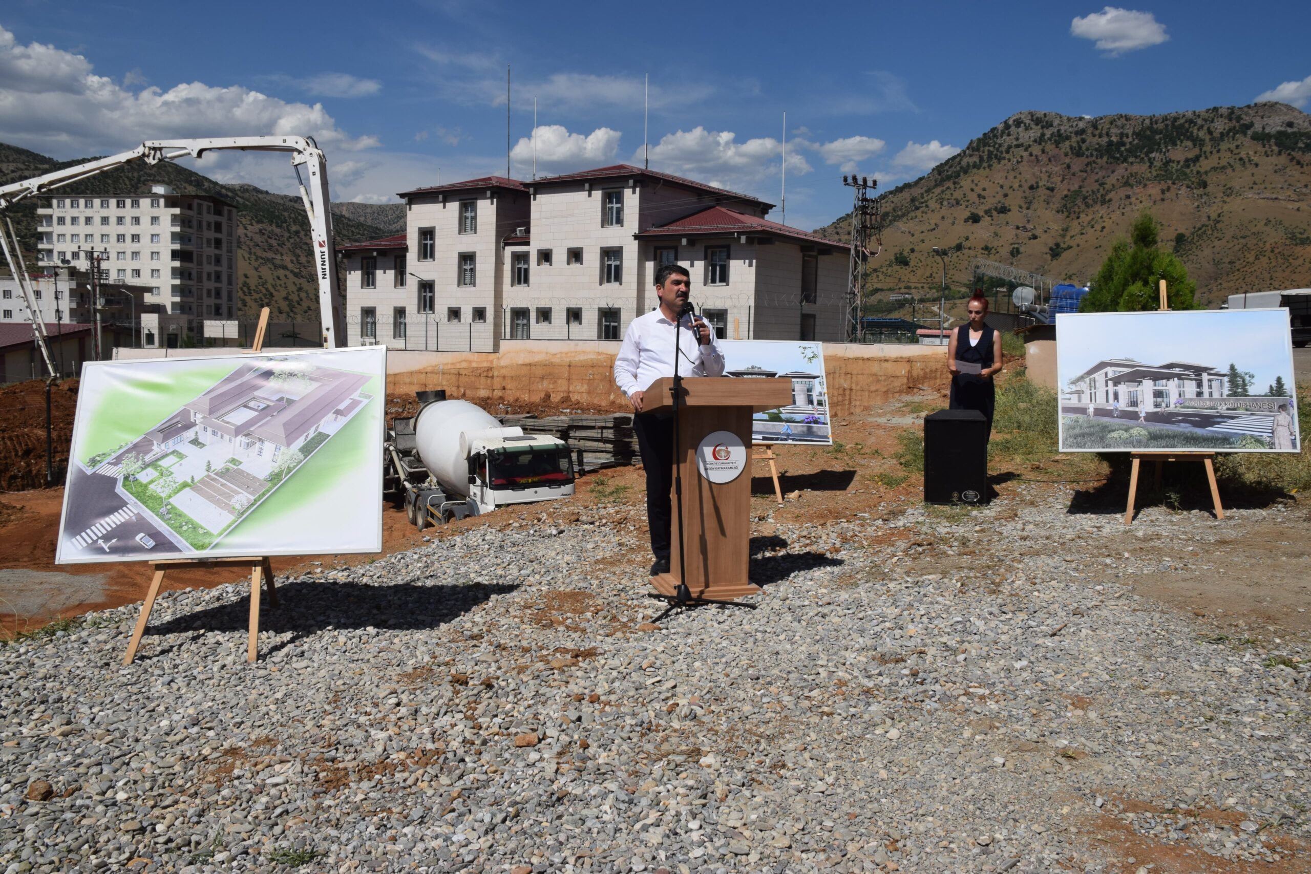 Sason İlçe Halk Kütüphanesi’nin temeli düzenlenen törenle atıldı.