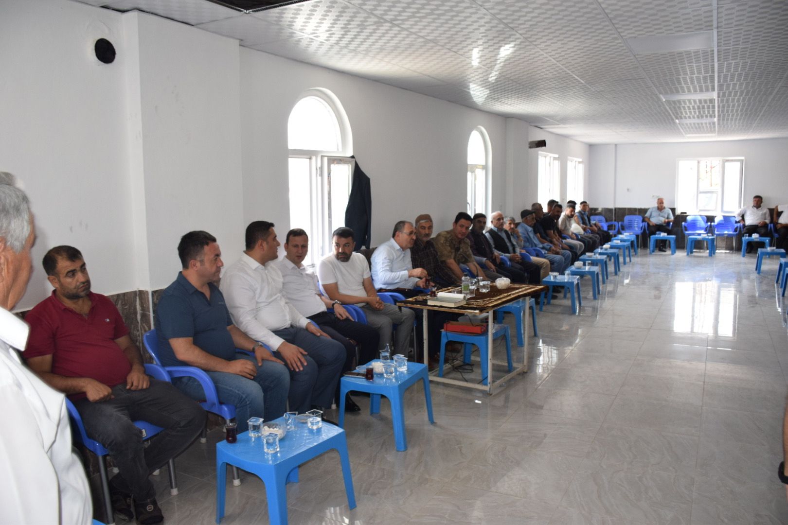 Kaymakam Güngör, Ulaşlı Köyü Tomurcuk Mezrasına taziye ziyaretinde bulundu