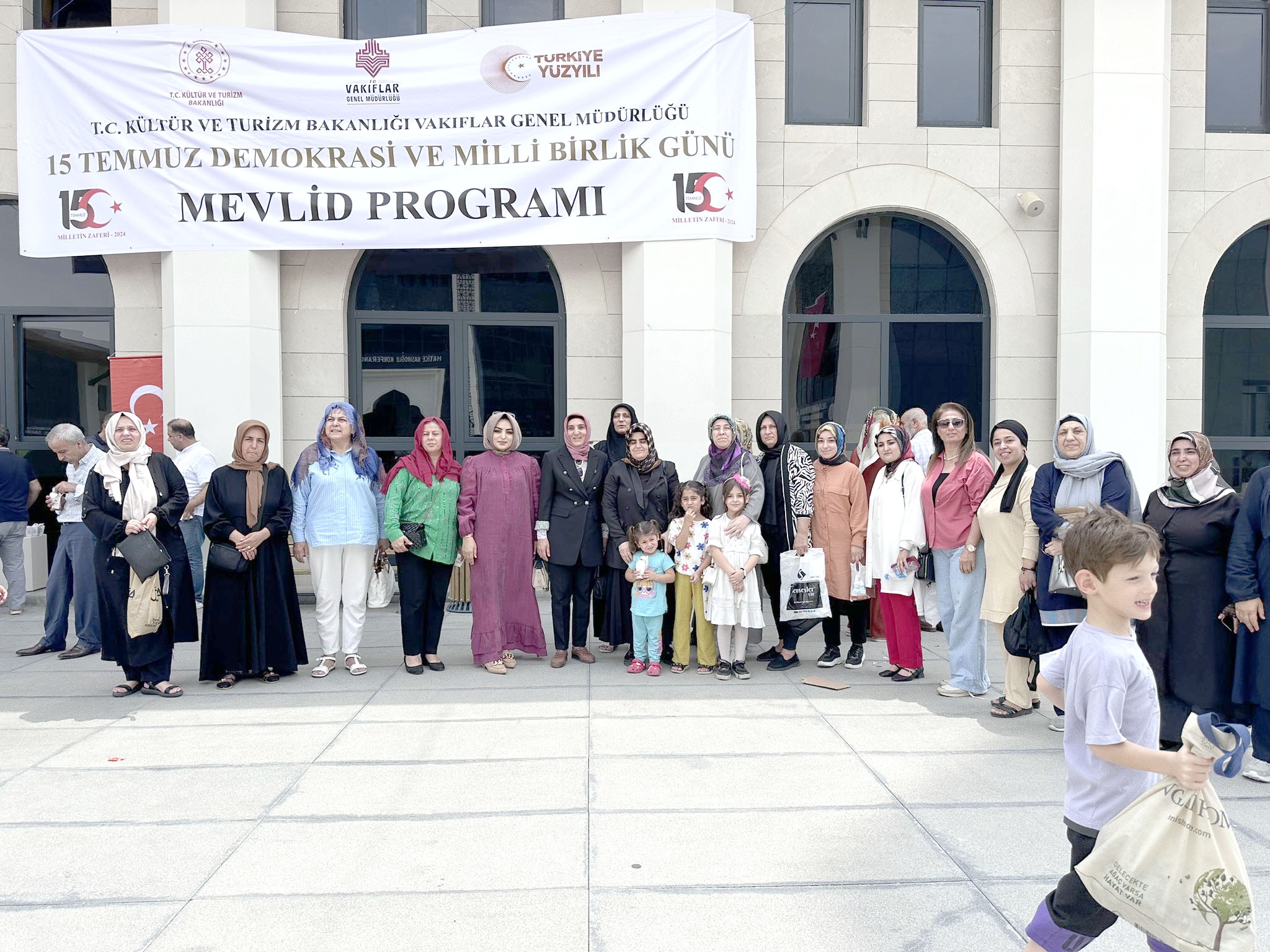 Batman’da 15 Temmuz Demokrasi ve Milli Birlik Günü Kapsamında Çeşitli Etkinlikler Düzenlendi