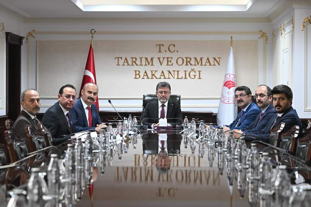 Milletvekili Ferhat Nasıroğlu, Vali Ekrem Canalp ile Tarım ve Orman Bakanı İbrahim Yumaklı’yı ziyaret etti