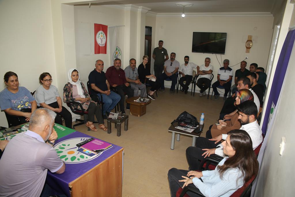 EŞ BAŞKAN SÖNÜK STRATEJİK PLAN İÇİN PARTİLERİ ZİYARET EDİYOR