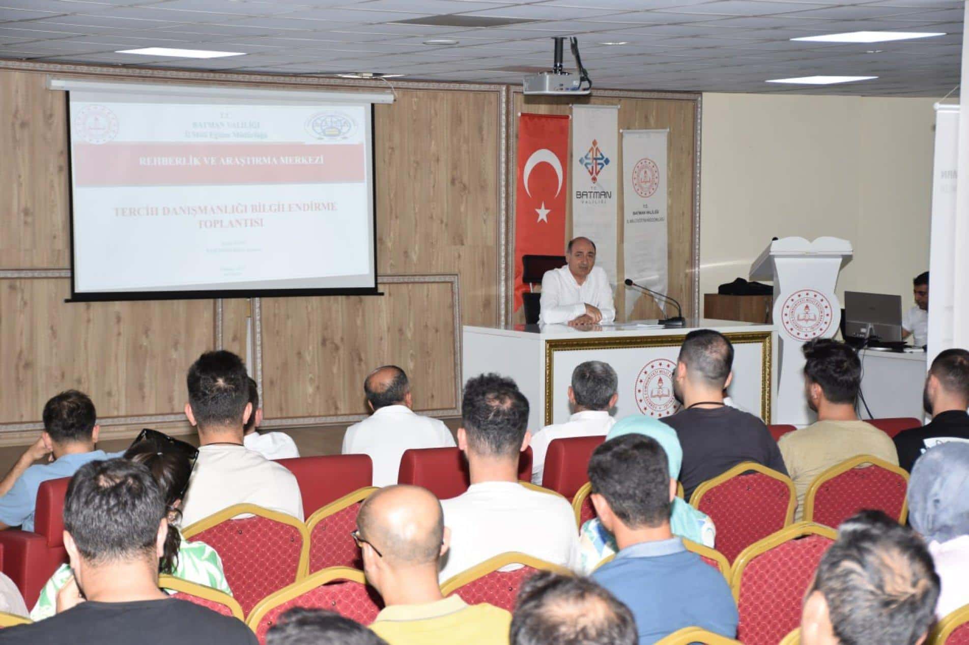 LGS tercih danışmanlığı bilgilendirme toplantısı gerçekleşti