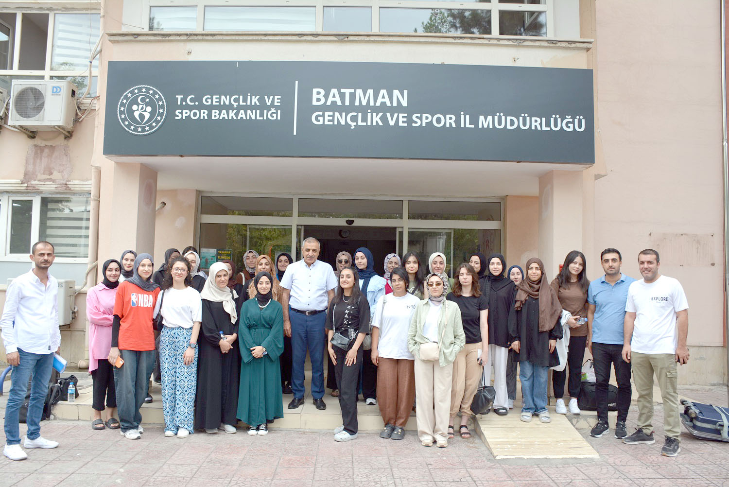 ‘Medeniyet, Tarih ve Kültür’ gezileriyle Batmanlı gençler ücretsiz tatil yapmaya devam ediyor