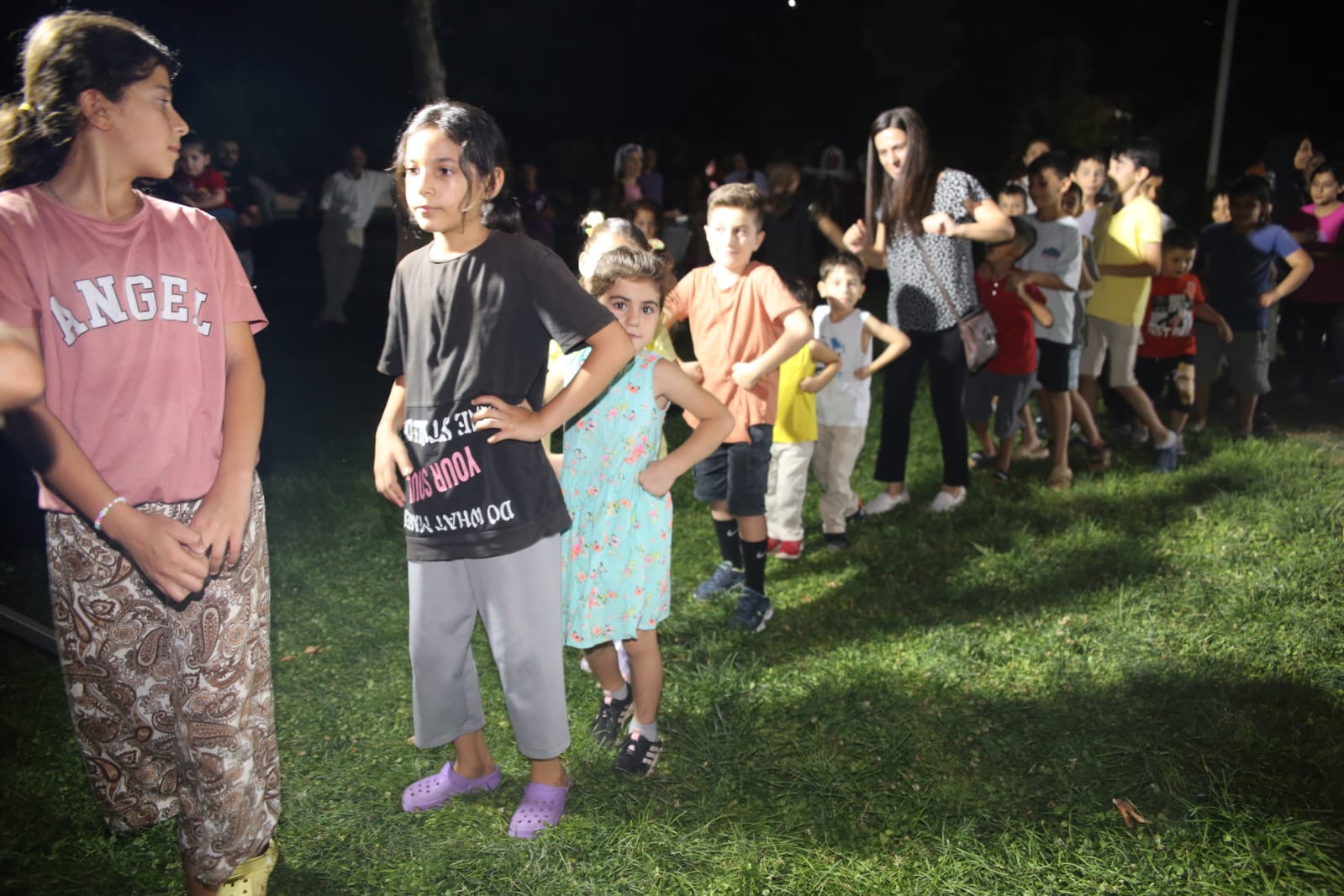 ÇOCUKLAR ANA DİLLERİNDE EĞLENEREK ÖĞRENDİ