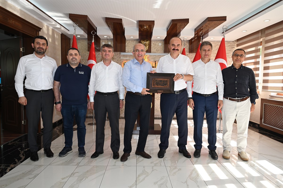 ASRİAD’dan Vali Canalp’e ziyaret