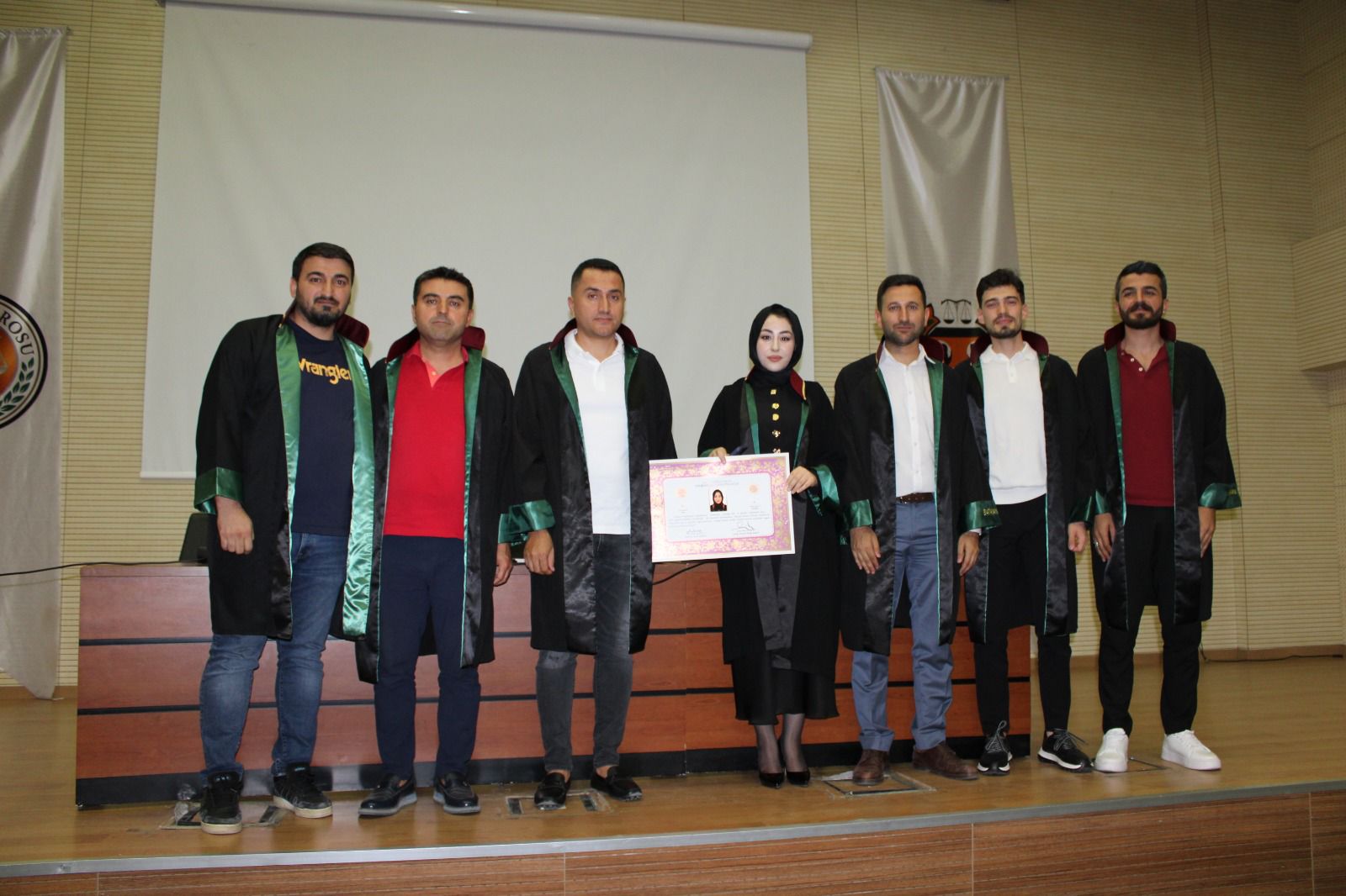 Genç Avukat yemin ederek mesleğe başladı