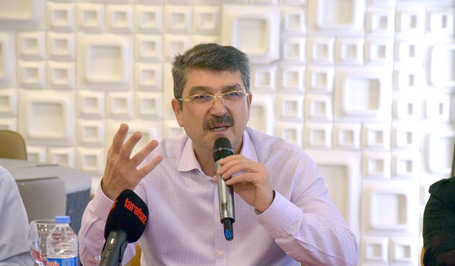 Milletvekili Ferhat Nasıroğlu, Öğretmenler Gününü kutladı