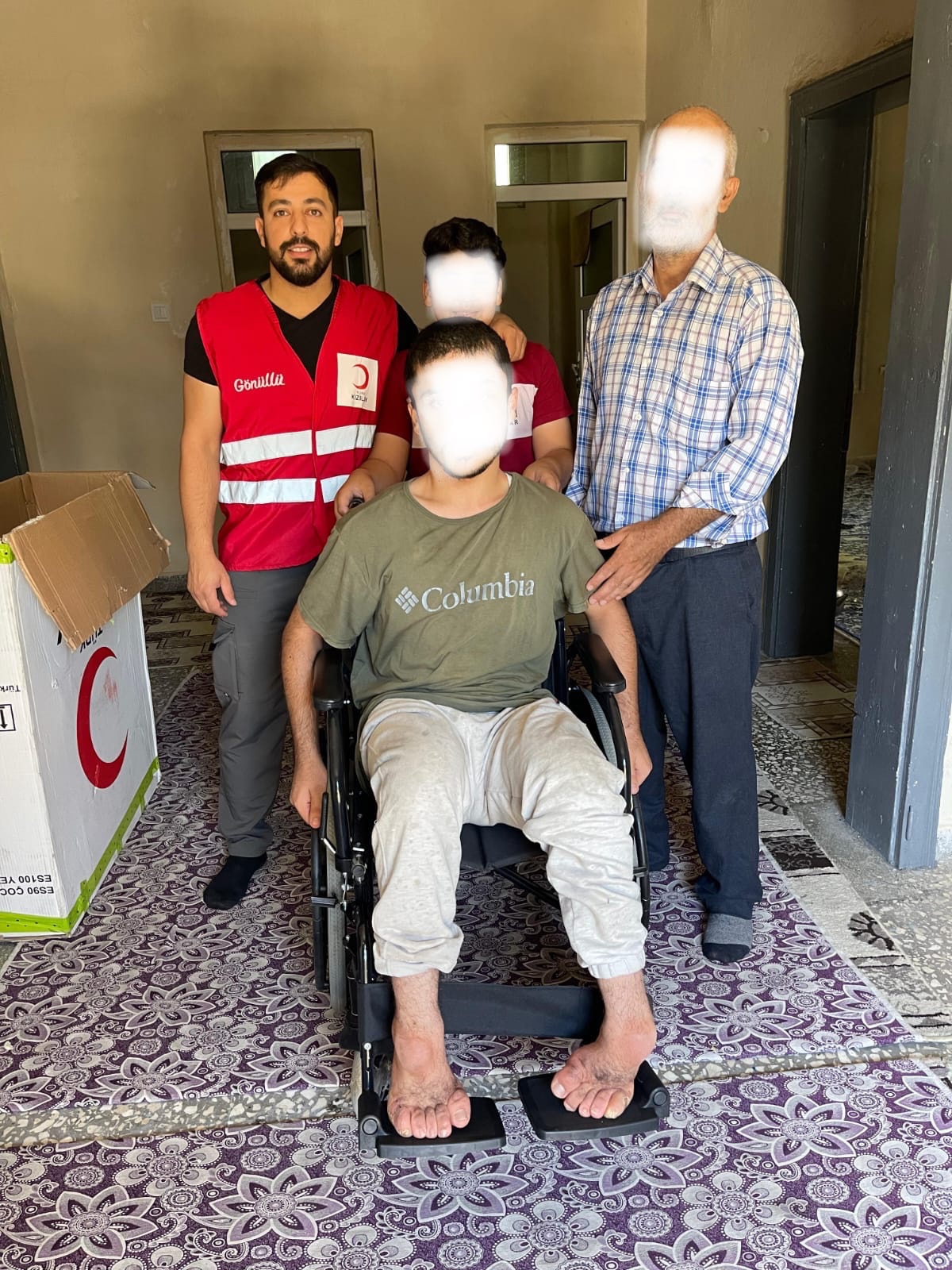 Batman Üniversitesi Genç Kızılay Kulübü’nden Örnek Davranış: Tekerlekli Sandalyeler İhtiyaç Sahiplerine Ulaştırıldı