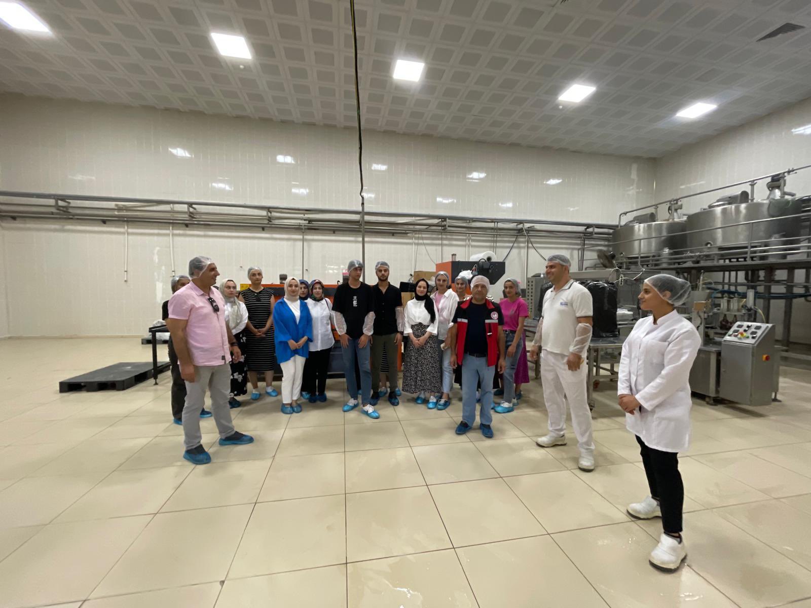 Öğrenciler hijyen kontrolü ve gıda denetimi gerçekleştirdi