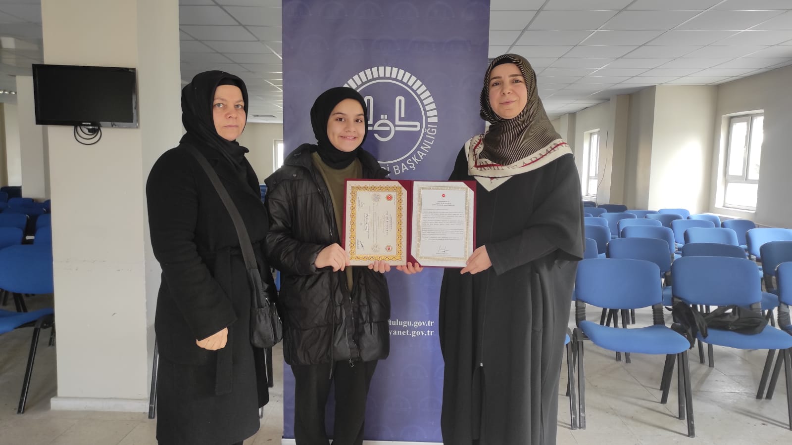 Hafızlar belge aldı