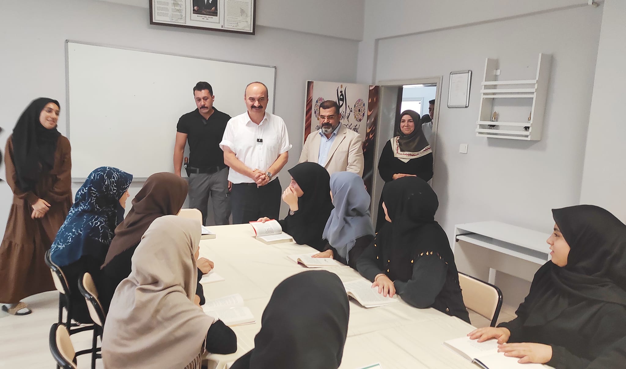 Nasıroğlu Hafızlık Yatılı Kur’an Kursuna ziyaret