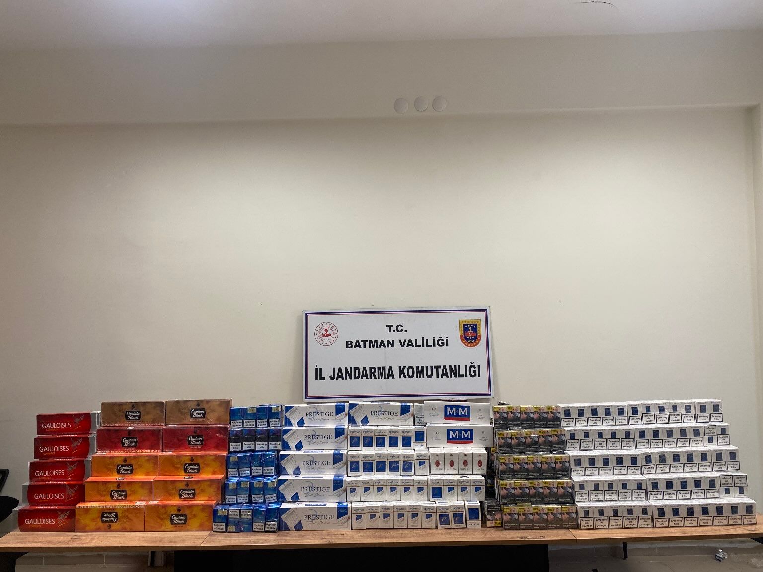 3413 Paket Kaçak Sigara Ele Geçirildi