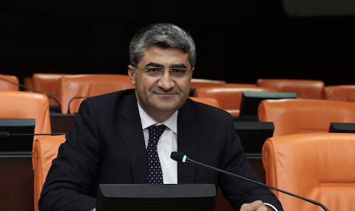 Ekmen : “Mersin’de Ana Konteyner Limanı Krizi: İş Dünyası ve STK’lar Alarmda!”