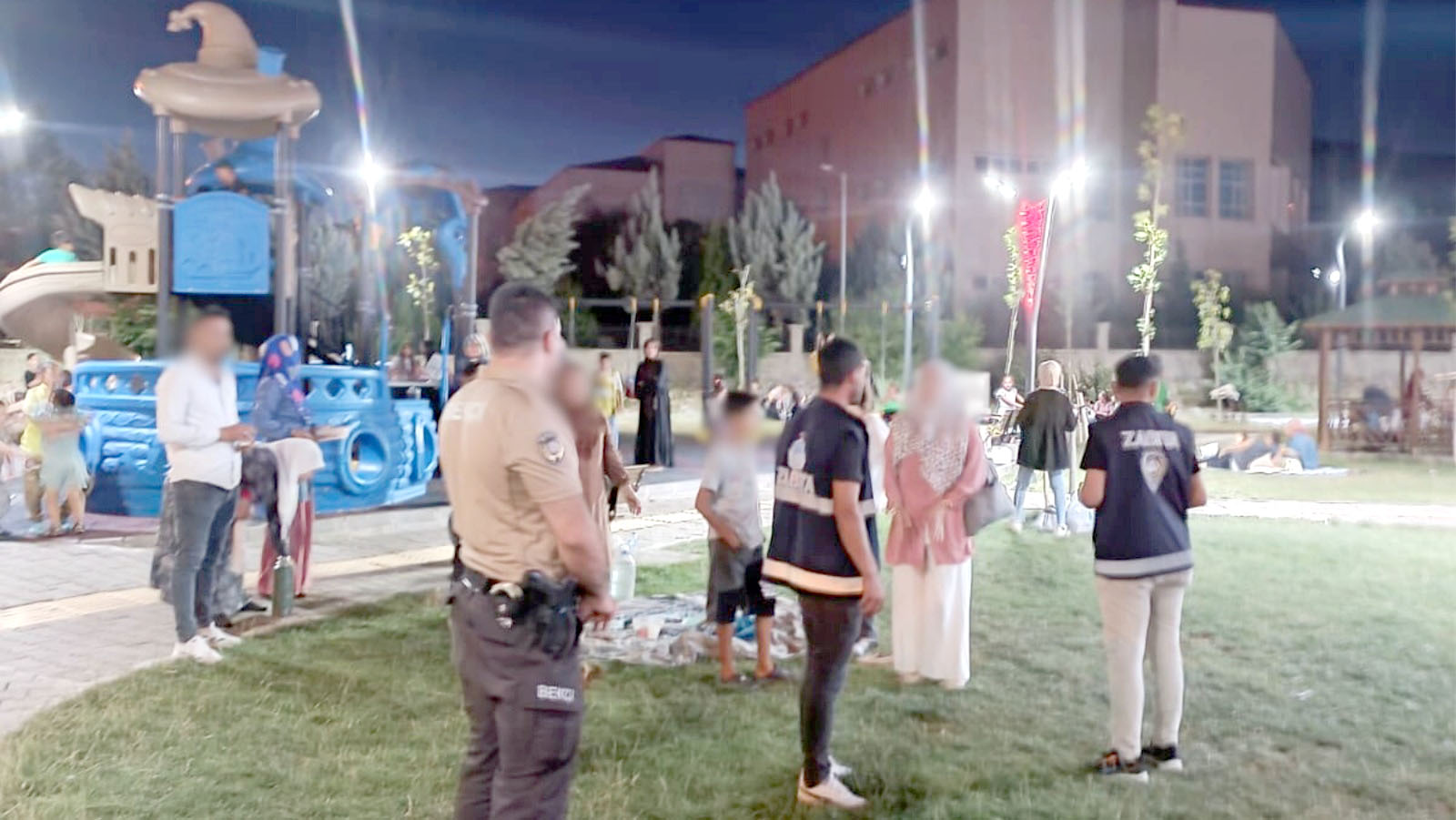 Çevreyi kirletenlere ve kamu mallarını tahrip edenlere ceza uygulaması