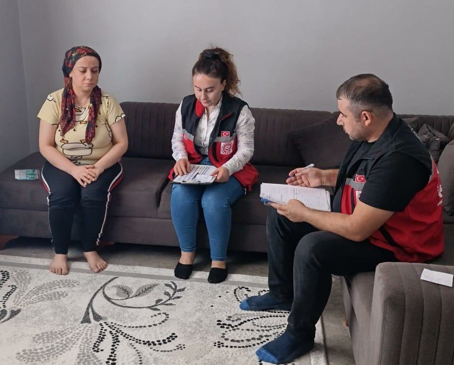 ‘Su Hayattır can almasın’ kapsamında ailelere broşür dağıtıldı