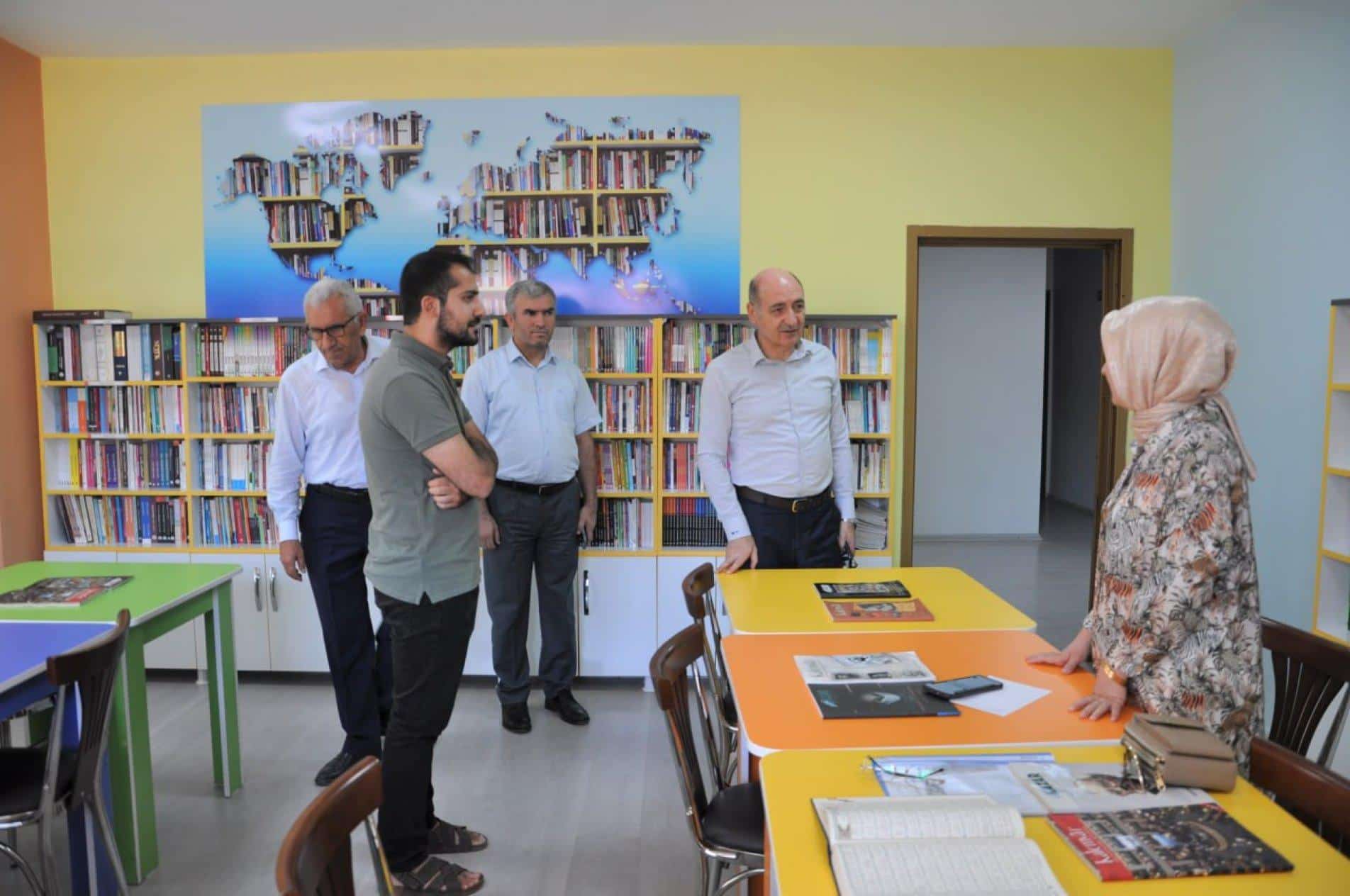 LGS Tercih Danışma Merkezlerini ziyaret etti