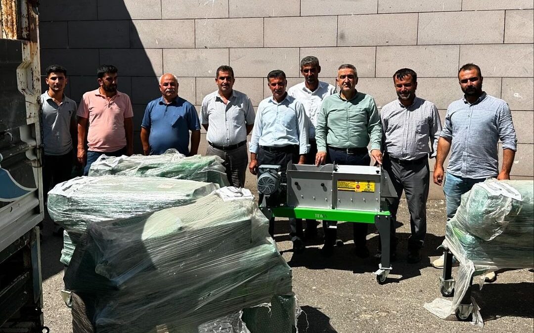 Üzüm üreticilerine makine desteği