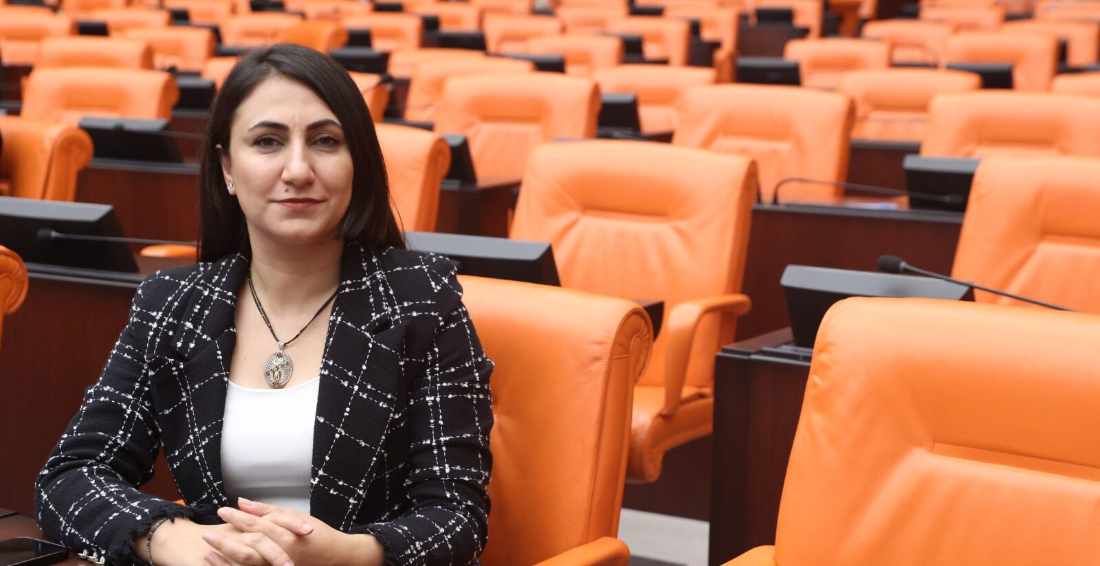 Adalet Bakanı Tunç’tan Hasta Tutuklulara İlişkin Soru Önergesine Yanıt: “Bakanlığımızda Veri Bulunmamaktadır”