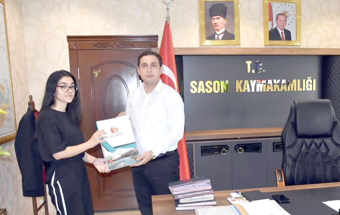 Başarılı öğrenciler ödüllendirildi