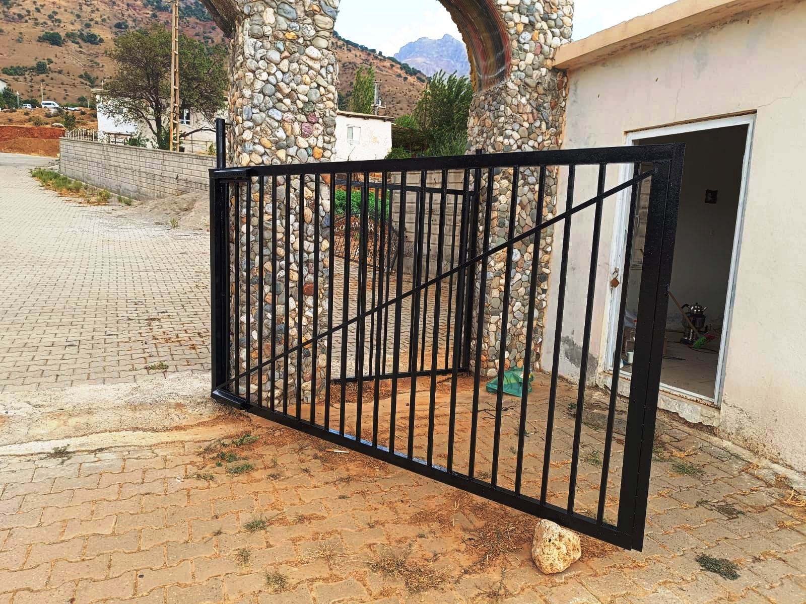 HAZIRLIKLAR HUMMALI BİR ŞEKİLDE SÜRÜYOR