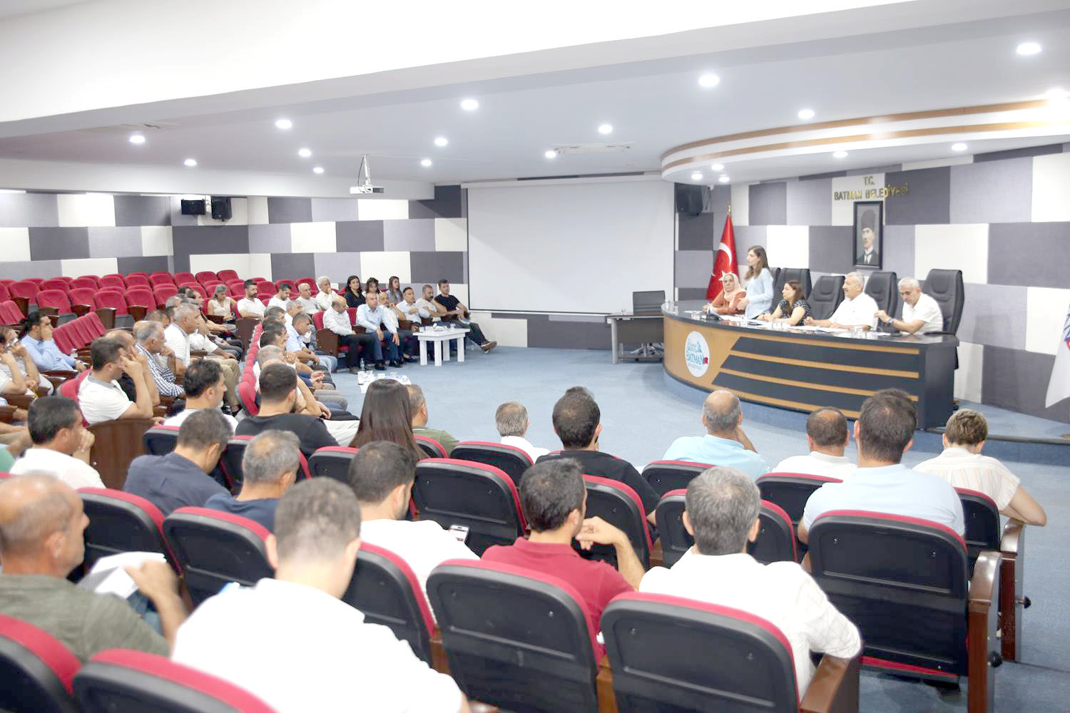 Mahalle muhtarları ile çözüm odaklı iletişim