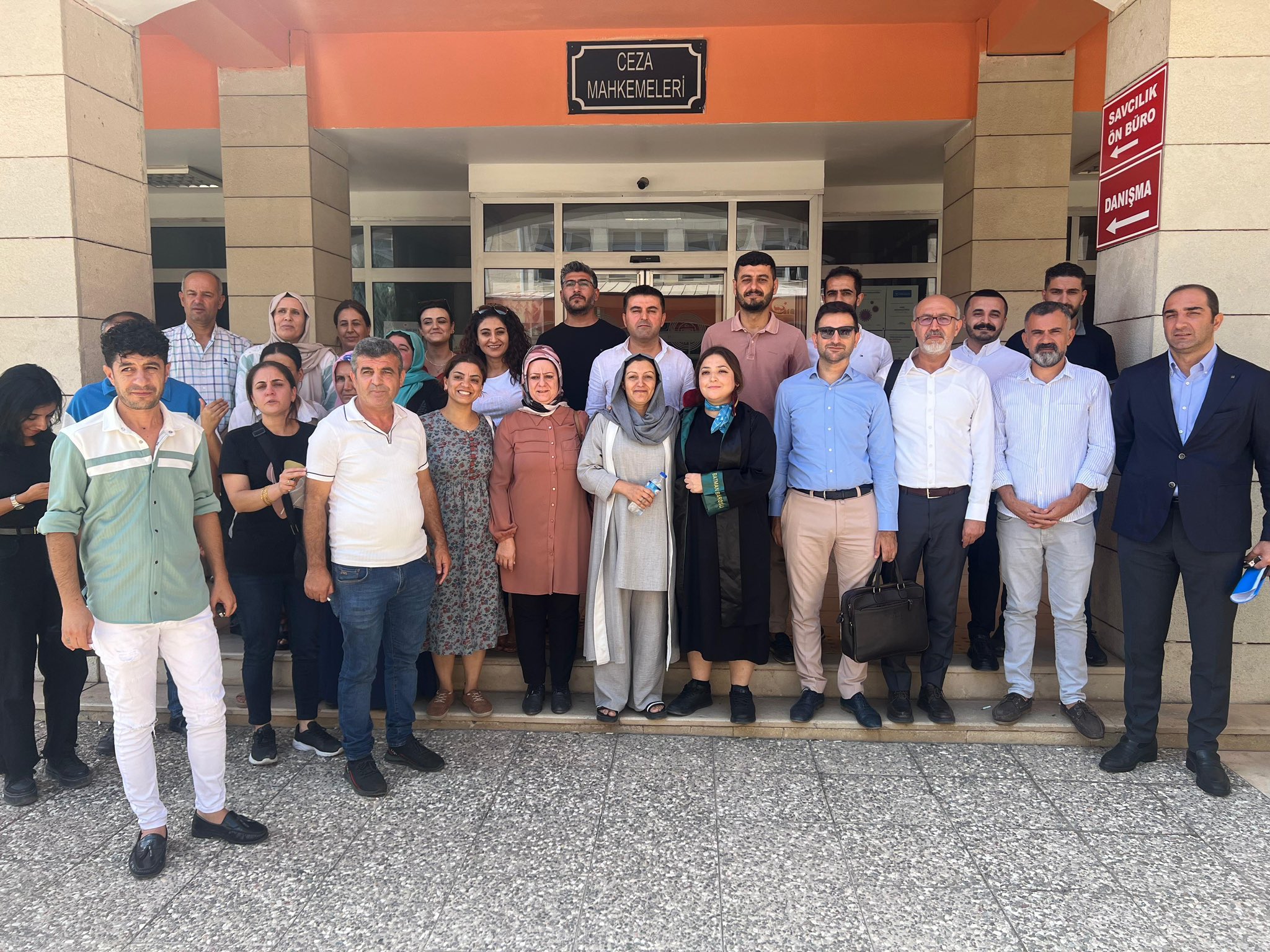 Batman Barosu Halay duruşmasına katıldı