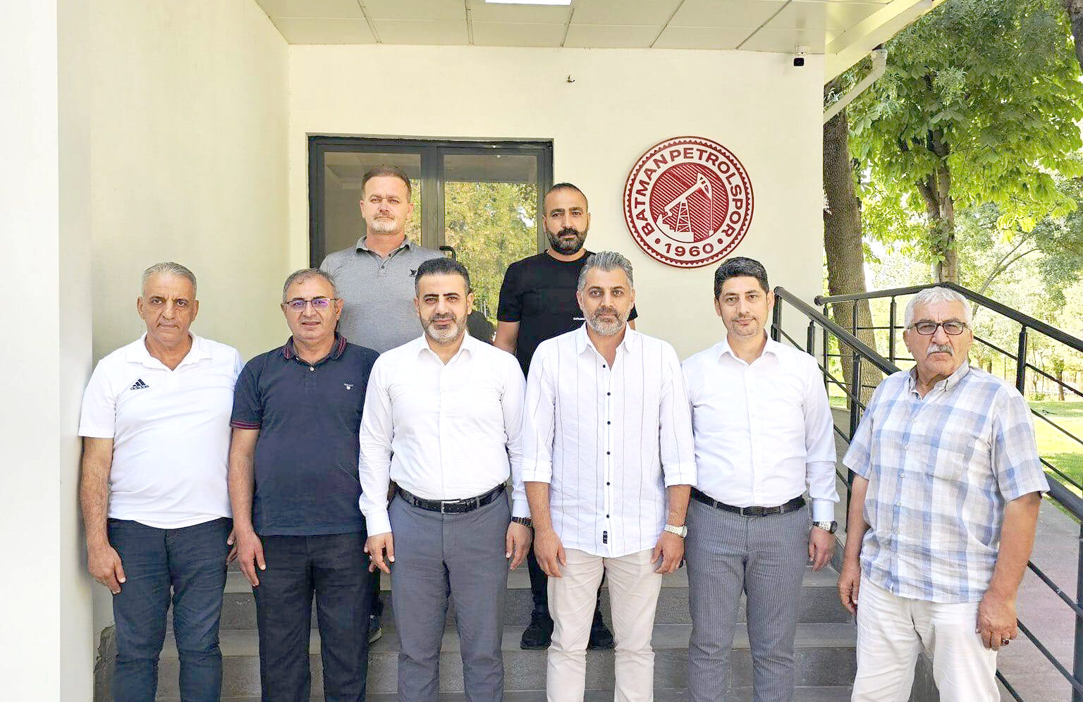 Çetin, tüm desteğimizle Petrolspor’un yanındayız