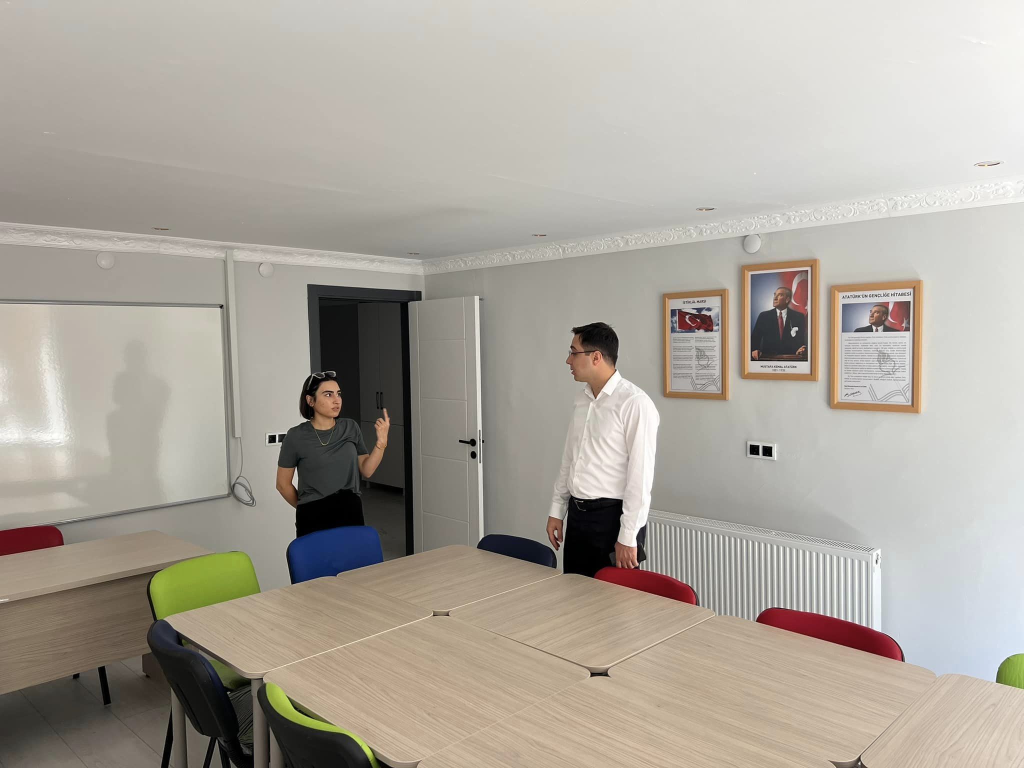 Yeni Aile Destek Merkezini Ziyaret Etti