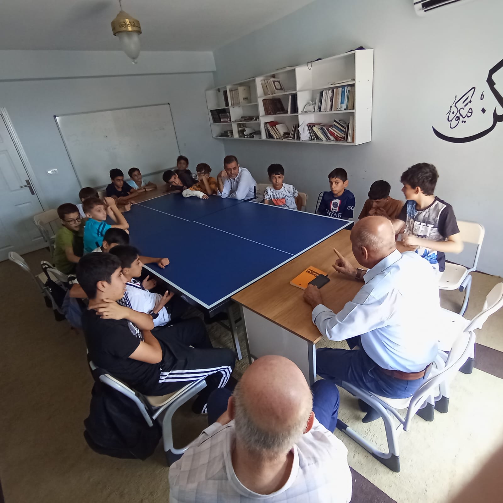 Diyanet Gençlik Merkezi’nden Gençlere ilim ve bilim sohbeti