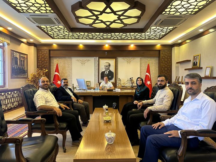 Müftü Durmuş Kozluk kaymakamı Güngör’ü ziyaret etti