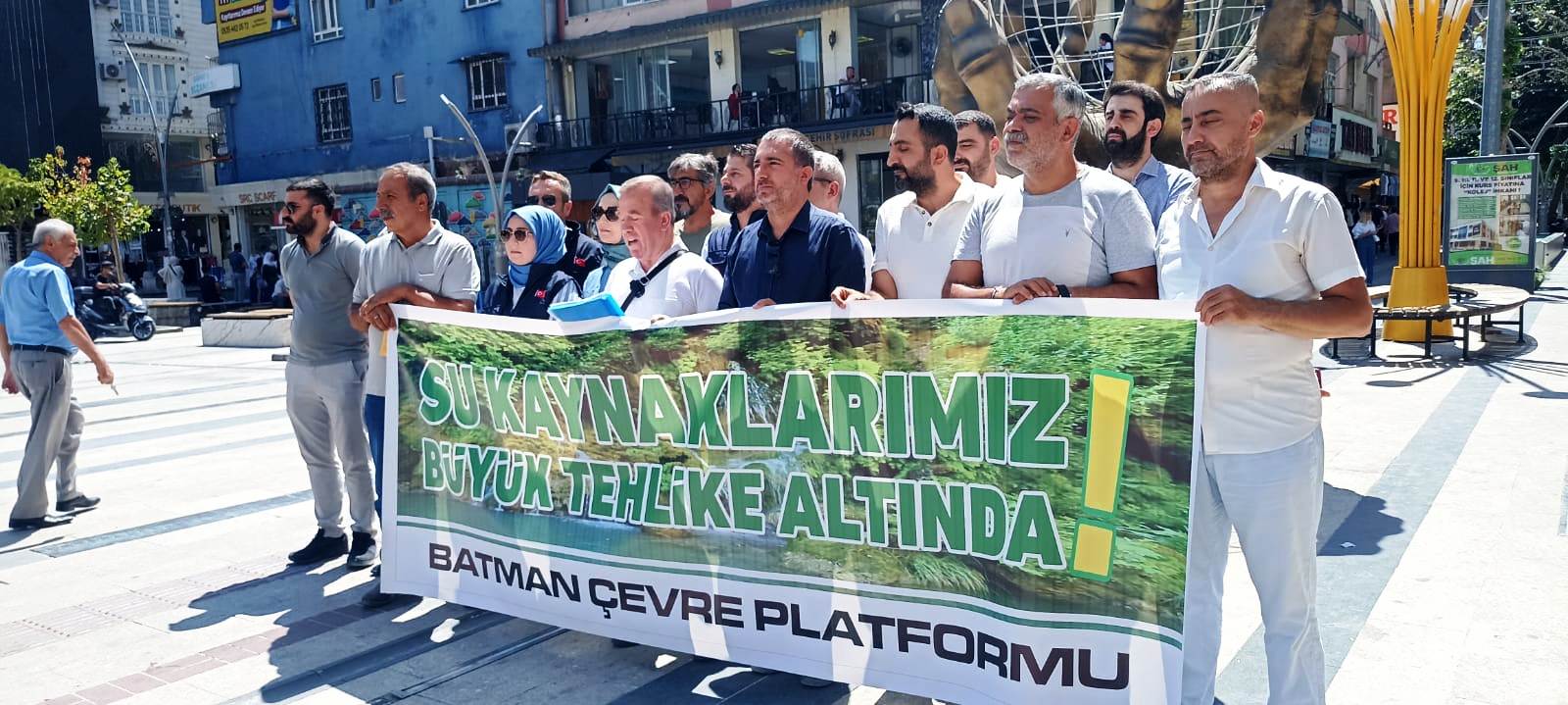 Batman Çevre Platformundan Helkis Dağı İçin Acil Çağrı : Su kaynakları tehdit altında