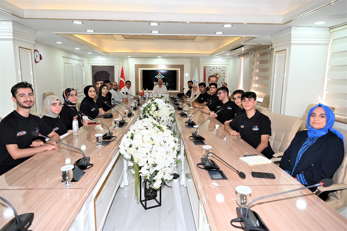 TEKNOFEST Finalist takımlarını ağırladı