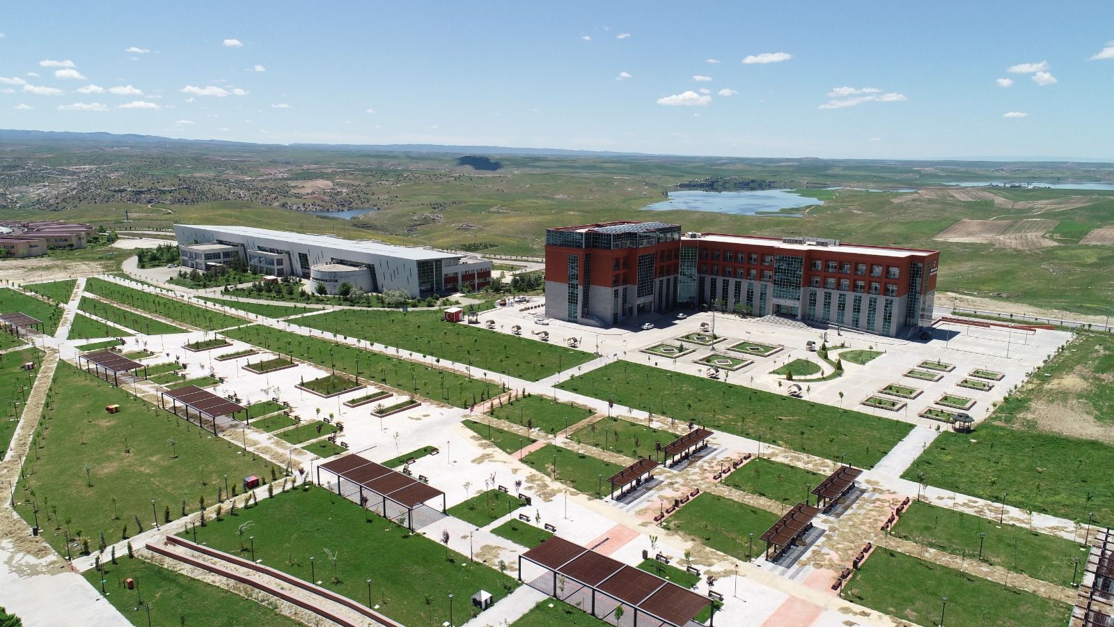 Batman Üniversitesi ön lisans ve lisans programlarında doluluk oranı %100’ü aştı